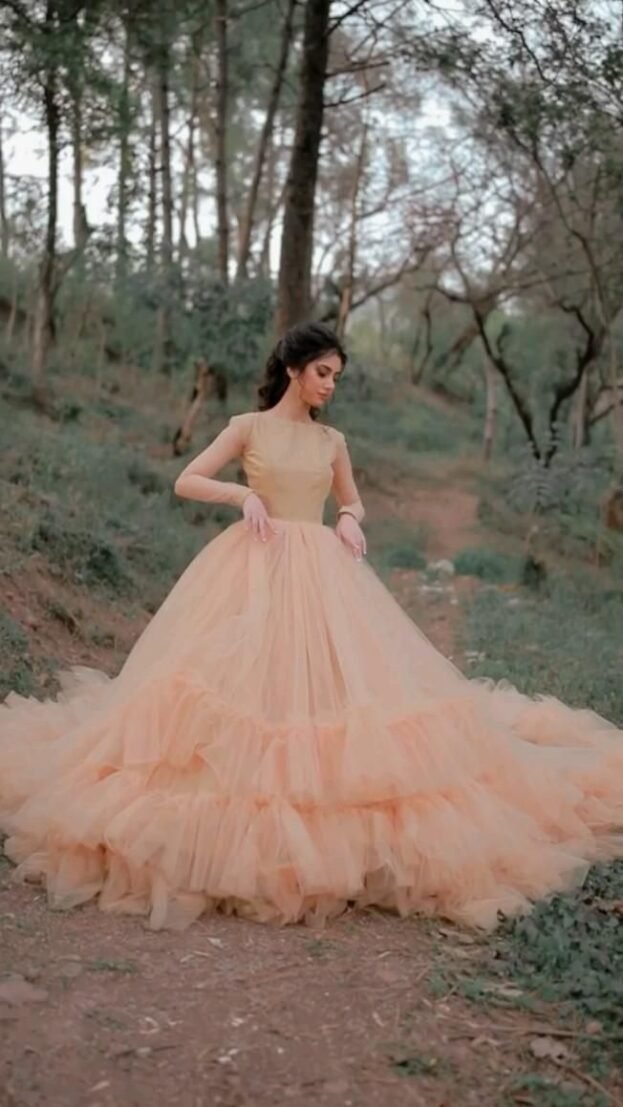 lily-gown